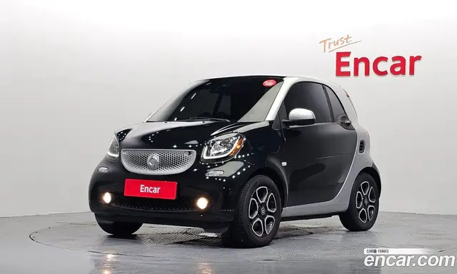 Smart Fortwo, 2016, 89 383 км Smart Fortwo, 2016, 89 383 км