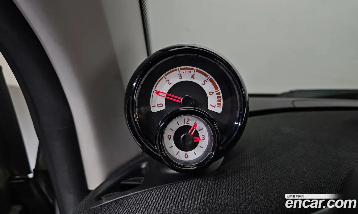 Smart Fortwo 2016 1.0 АКПП, фото 16