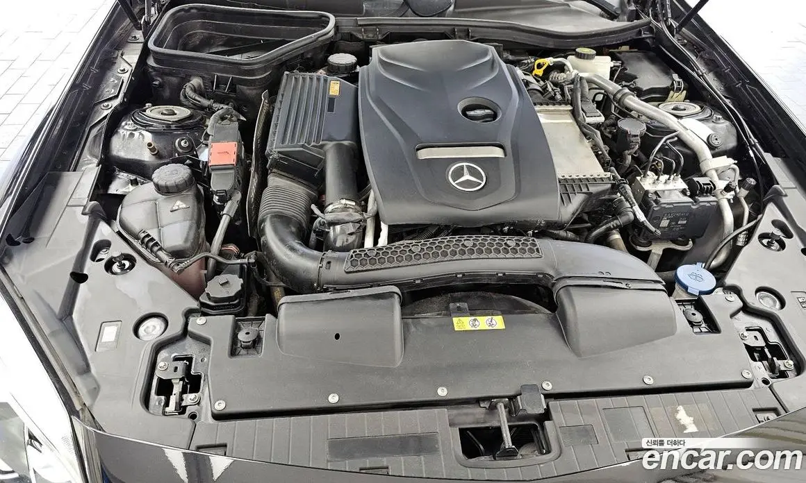 Mercedes-Benz SLC-Class 2017 2.0 АКПП, фото 6 Mercedes-Benz SLC-Class 2017 2.0 АКПП, фото 6