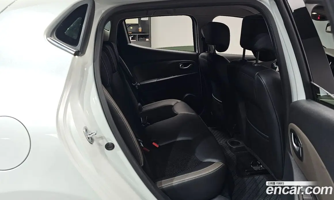 Renault (Samsung) Clio 2018 1.5 АКПП, фото 11