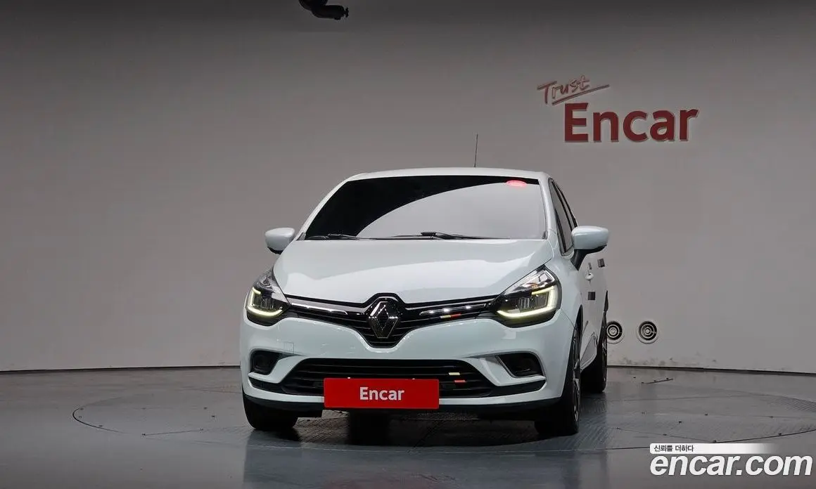 Renault (Samsung) Clio 2018 1.5 АКПП, фото 3