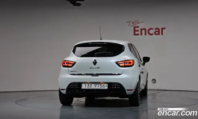 Renault (Samsung) Clio 2018 1.5 АКПП, миниатюра 4