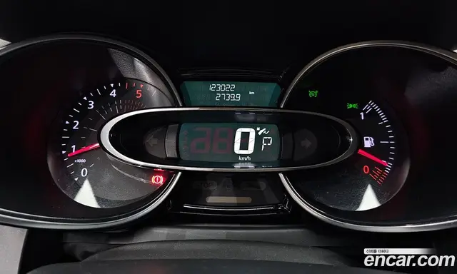 Renault (Samsung) Clio 2018 1.5 АКПП, миниатюра 8