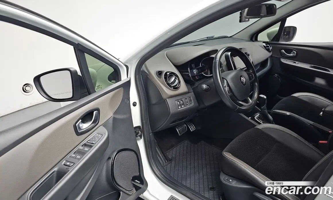 Renault (Samsung) Clio 2018 1.5 АКПП, фото 10