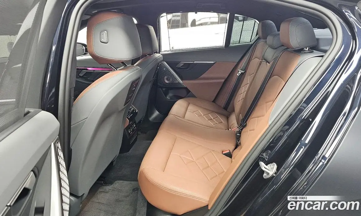 BMW i5 2024 0.2 АКПП, фото 16