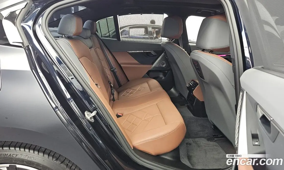 BMW i5 2024 0.2 АКПП, фото 18