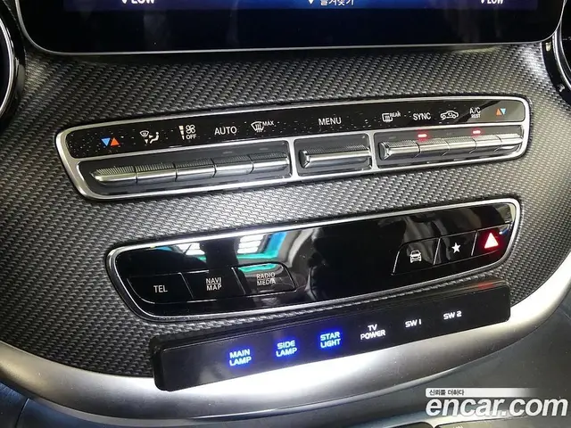 Mercedes-Benz V-Class 2023 1.9 АКПП, миниатюра 12
