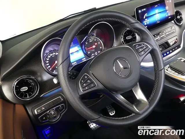 Mercedes-Benz V-Class 2023 1.9 АКПП, миниатюра 9