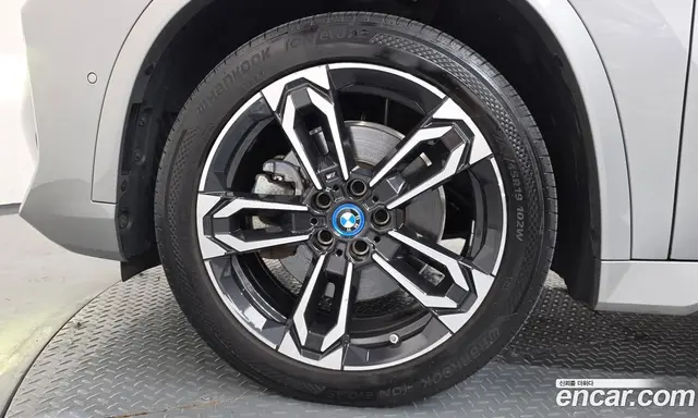 BMW iX1 2023 0.2 АКПП, миниатюра 5