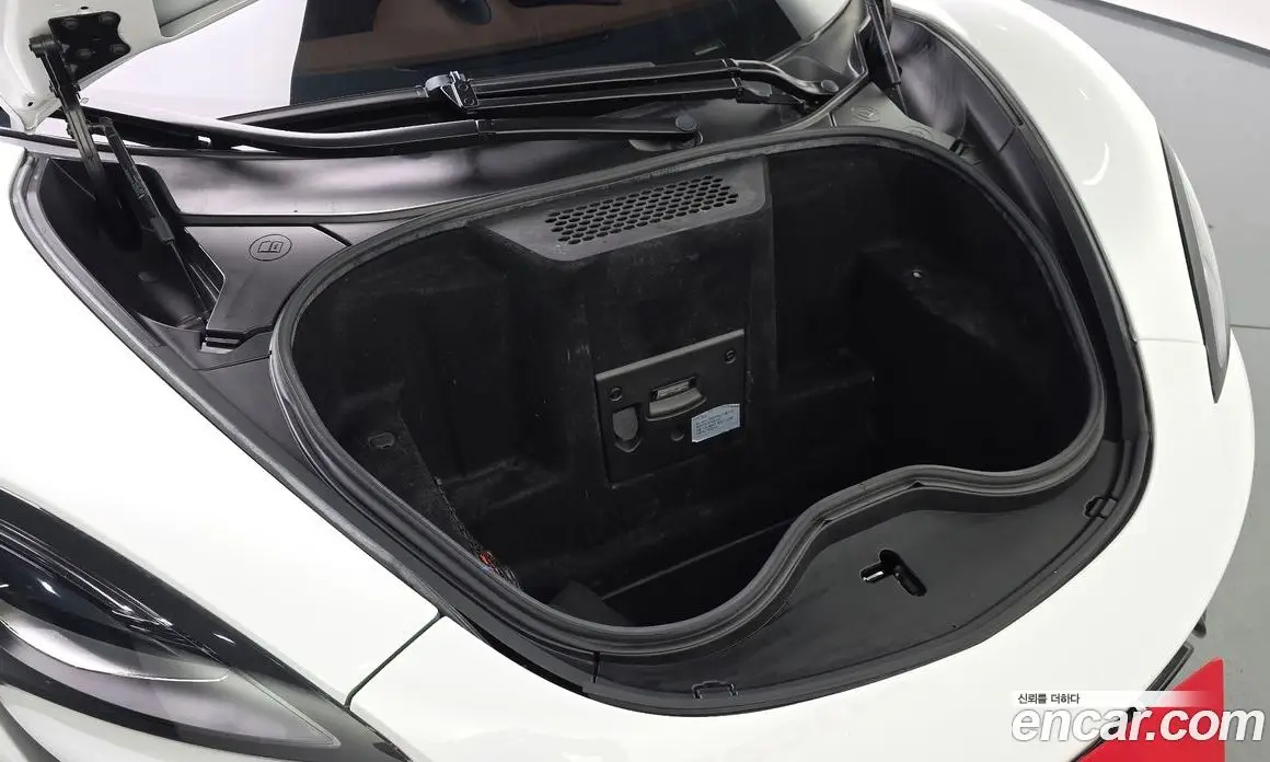 McLaren 570S 2018 3.8 АКПП, фото 6