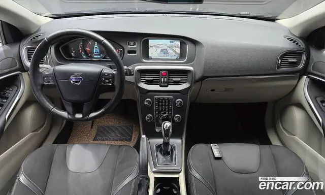 Volvo V40 2014 1.6 АКПП, миниатюра 7 Volvo V40 2014 1.6 АКПП, миниатюра 7
