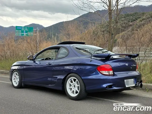 Hyundai Tiburon 1999 2.0 МКПП, миниатюра 3