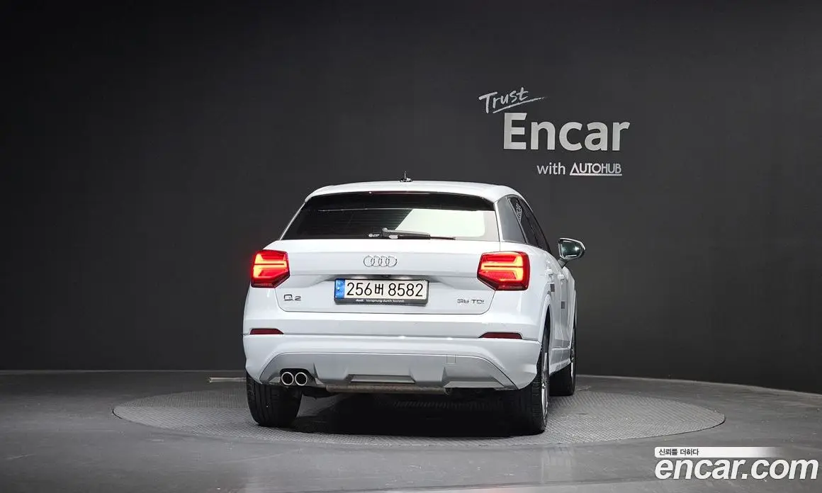 Audi Q2 2020 2.0 АКПП, фото 3