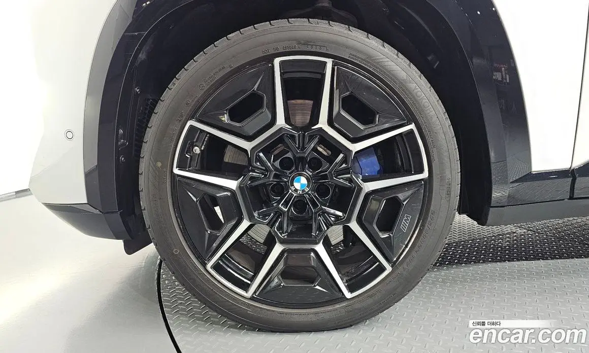 BMW XM 2023 4.4 АКПП, фото 5