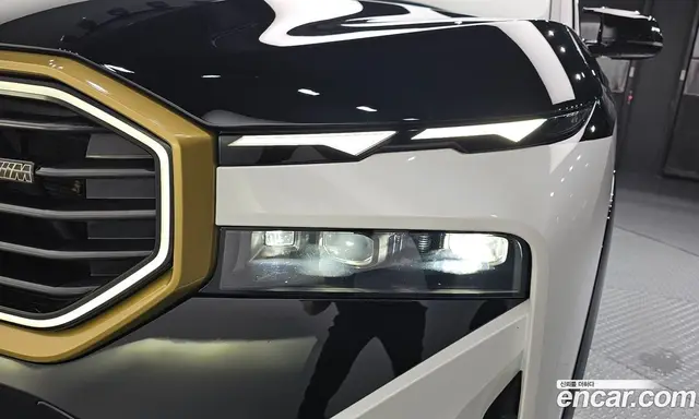 BMW XM 2023 4.4 АКПП, миниатюра 8