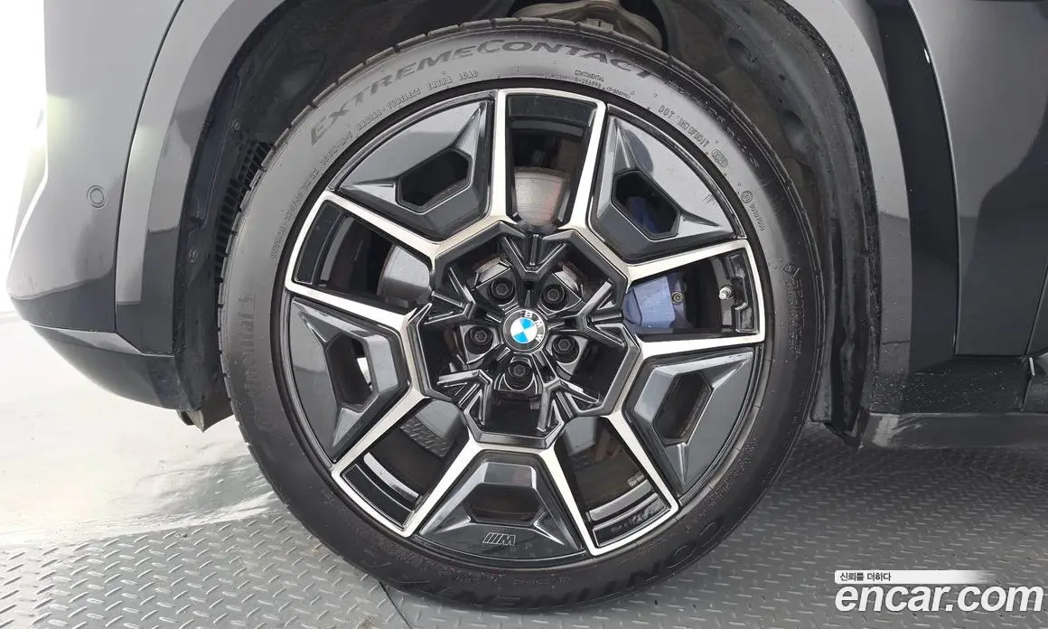 BMW XM 2024 4.4 АКПП, фото 5