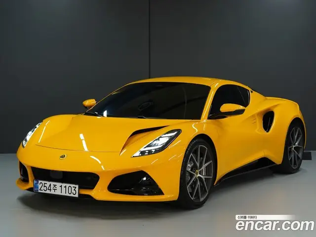 Lotus Emira, 2024, 1 885 км
