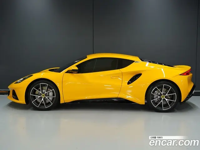 Lotus Emira 2024 3.5 МКПП, миниатюра 2 Lotus Emira 2024 3.5 МКПП, миниатюра 2