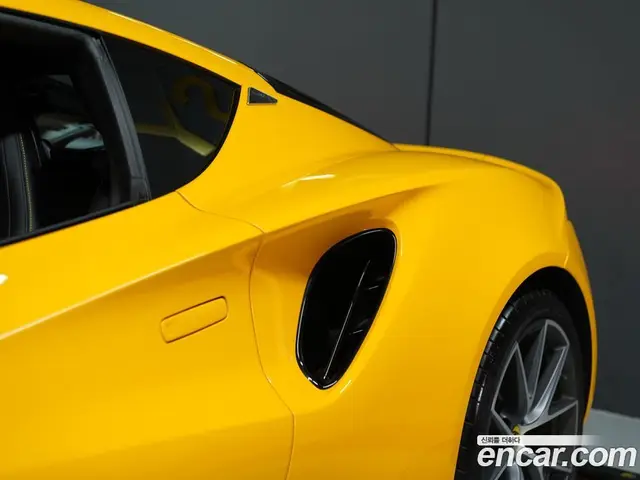 Lotus Emira 2024 3.5 МКПП, миниатюра 8 Lotus Emira 2024 3.5 МКПП, миниатюра 8