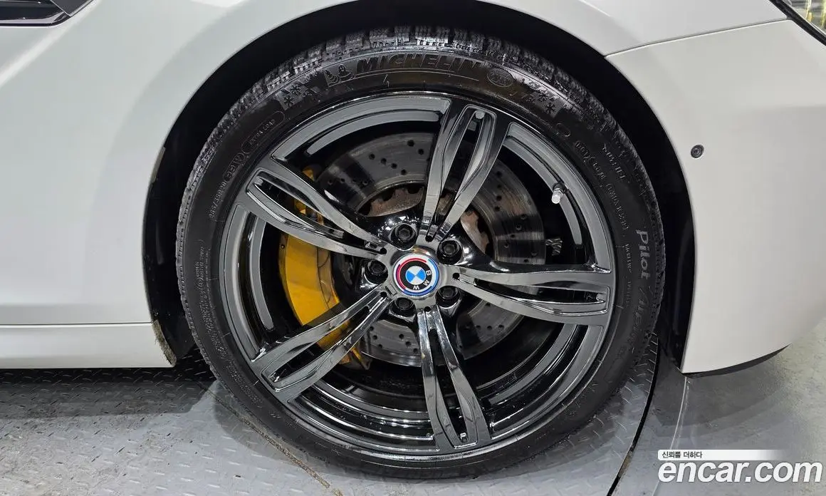 BMW M6 2016 4.4 АКПП, фото 5