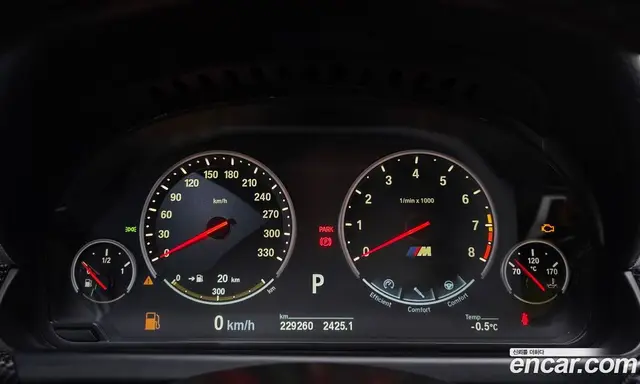 BMW M6 2016 4.4 АКПП, миниатюра 8