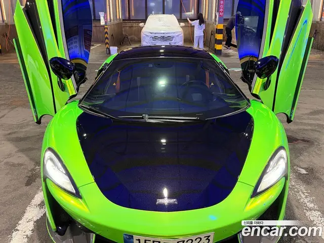 McLaren 570S 2016 3.8 АКПП, миниатюра 3