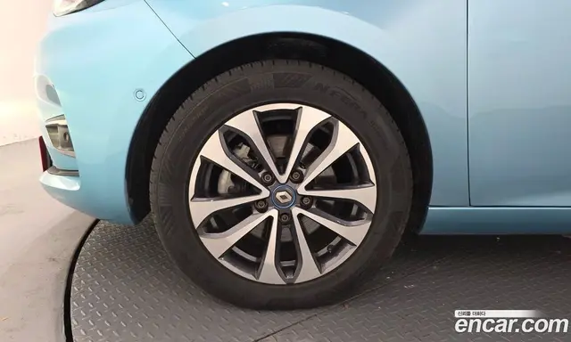 Renault (Samsung) Zoe 2020 0.2 АКПП, миниатюра 5 Renault (Samsung) Zoe 2020 0.2 АКПП, миниатюра 5