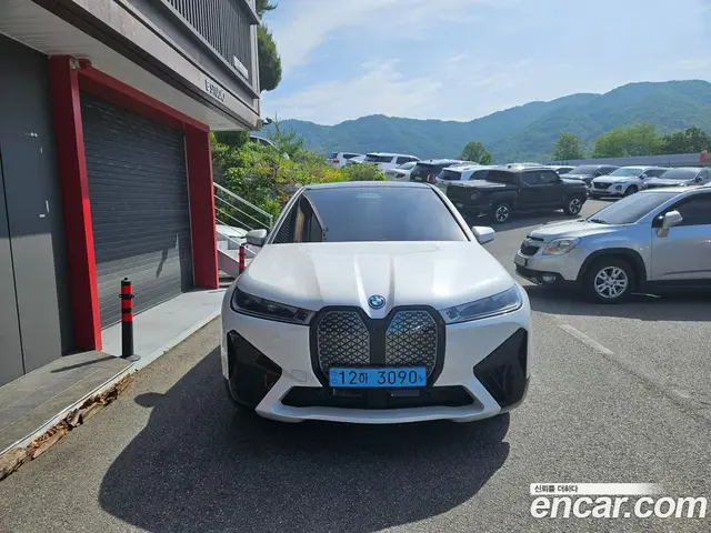 BMW iX 2023 0.3 АКПП, миниатюра 2