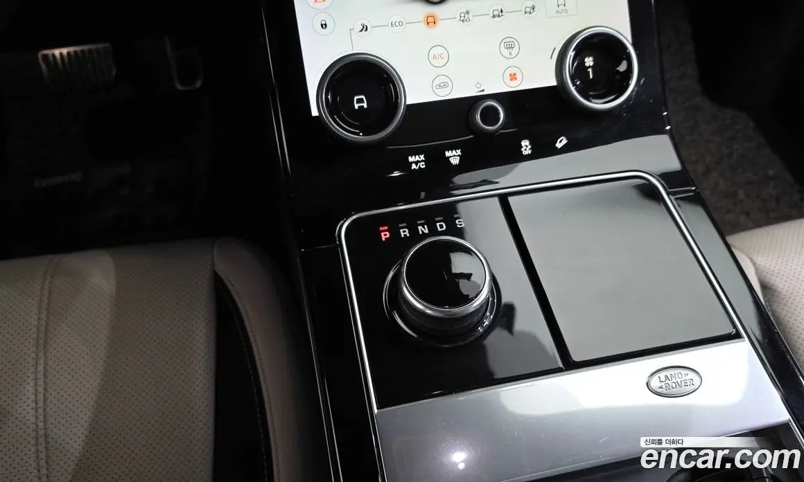 Land Rover Range Rover Velar 2017 2.0 АКПП, фото 12