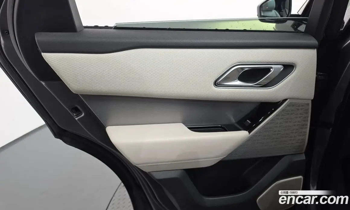 Land Rover Range Rover Velar 2017 2.0 АКПП, фото 15