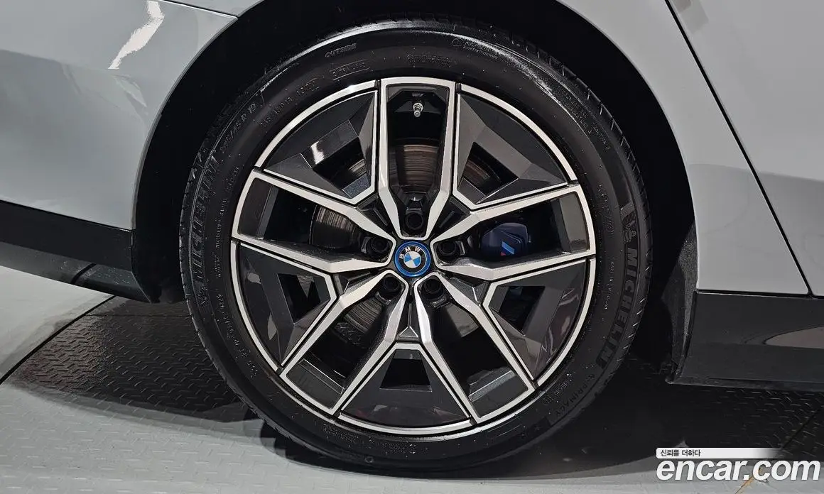 BMW i5 2025 0.2 АКПП, фото 6