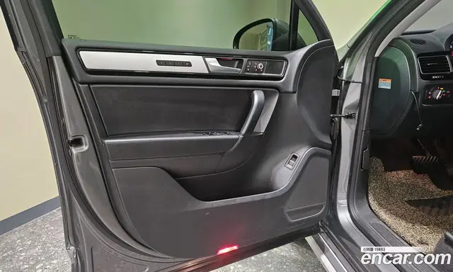 Volkswagen Touareg 2014 3.0 АКПП, миниатюра 12