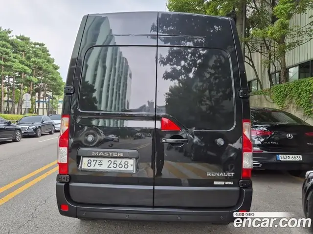 Renault (Samsung) Master 2019 2.3 МКПП, миниатюра 3 Renault (Samsung) Master 2019 2.3 МКПП, миниатюра 3