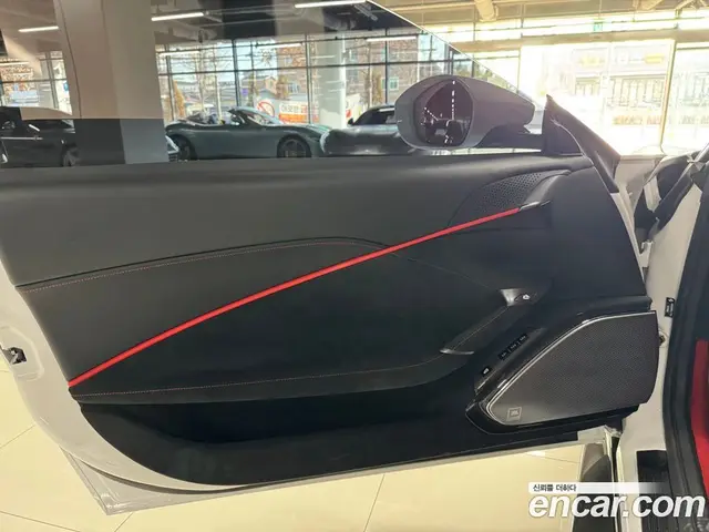 Ferrari Roma 2021 3.9 АКПП, миниатюра 8 Ferrari Roma 2021 3.9 АКПП, миниатюра 8