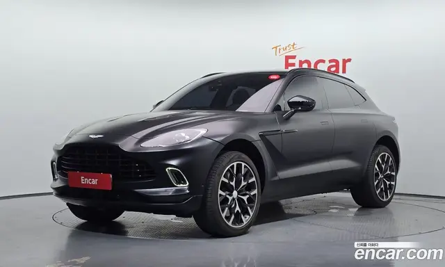 Aston Martin DBX, 2021, 41 326 км