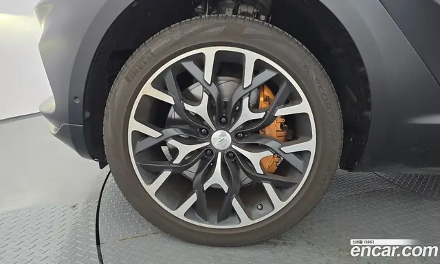 Aston Martin DBX 2021 4.0 АКПП, миниатюра 5