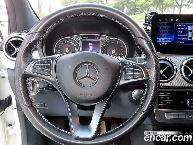 Mercedes-Benz B-Class 2018 2.0 АКПП, миниатюра 12