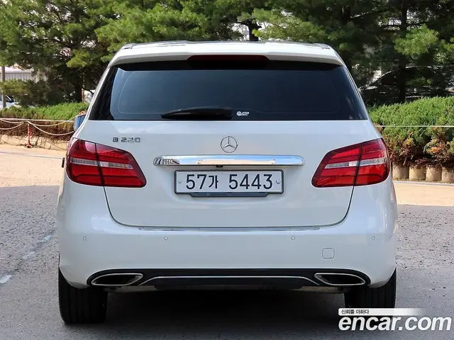Mercedes-Benz B-Class 2018 2.0 АКПП, миниатюра 4