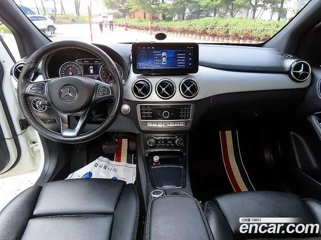 Mercedes-Benz B-Class 2018 2.0 АКПП, миниатюра 7