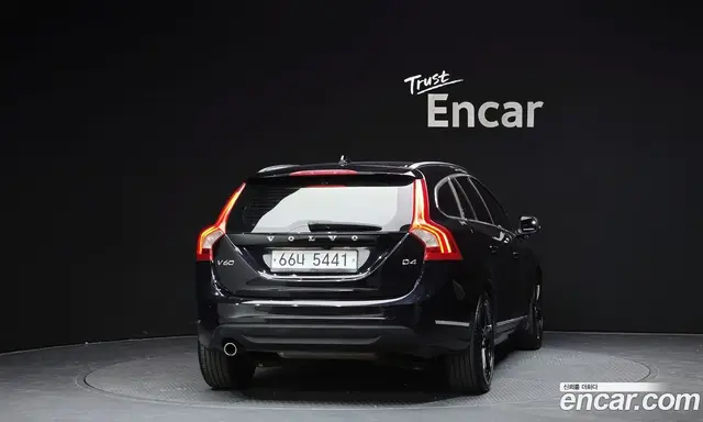 Volvo V60 2013 2.0 АКПП, миниатюра 4