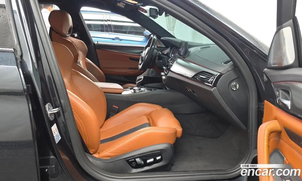 BMW M5 2019 4.4 АКПП, фото 17