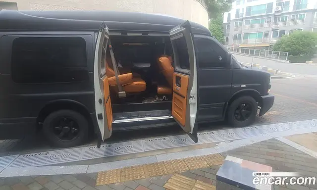 Chevrolet Chevy Van 2003 5.3 АКПП, миниатюра 7