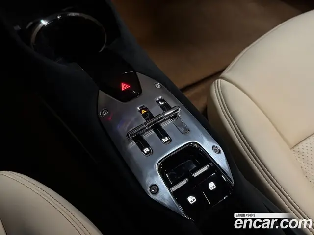 Ferrari 296 2024 3.0 АКПП, миниатюра 9 Ferrari 296 2024 3.0 АКПП, миниатюра 9