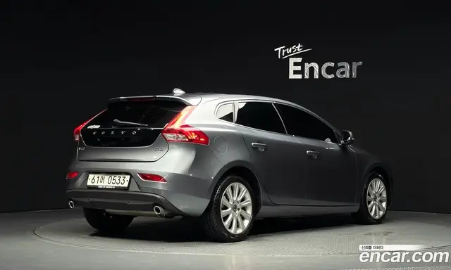 Volvo V40 2015 2.0 АКПП, миниатюра 2