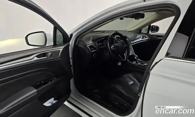 Ford Mondeo 2016 2.0 АКПП, миниатюра 10 Ford Mondeo 2016 2.0 АКПП, миниатюра 10