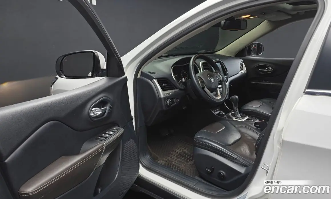 Jeep Cherokee 2016 2.2 АКПП, фото 10