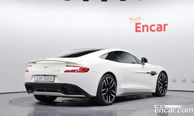 Aston Martin Vanquish 2015 5.9 АКПП, миниатюра 2