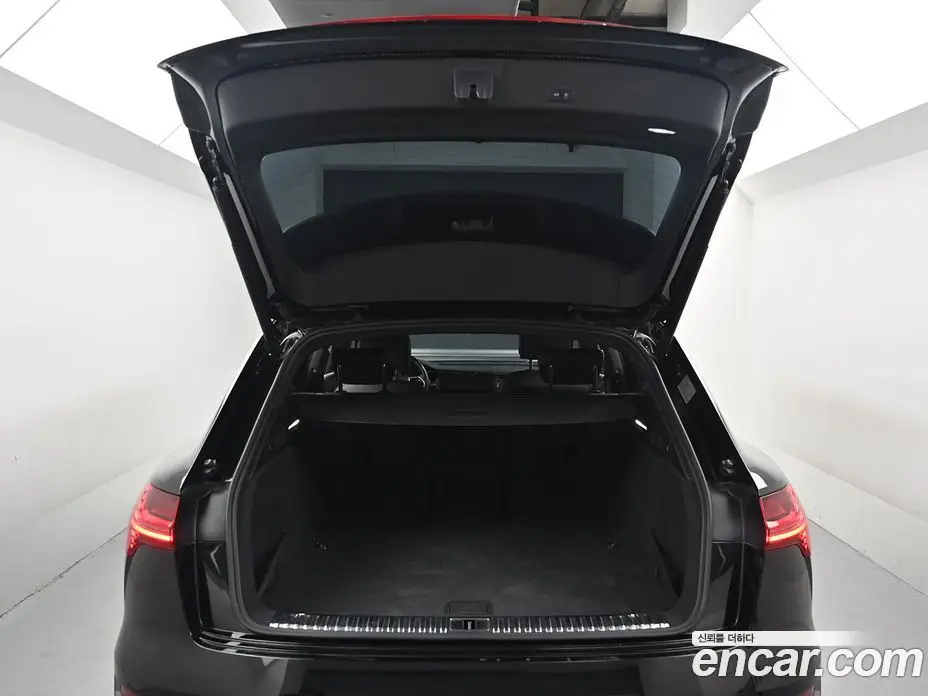 Audi Q8 e-tron 2024 1.0 АКПП, фото 20