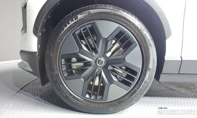 Volvo EX30 2025 0.2 АКПП, миниатюра 4