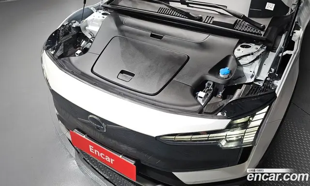 Volvo EX30 2025 0.2 АКПП, миниатюра 5
